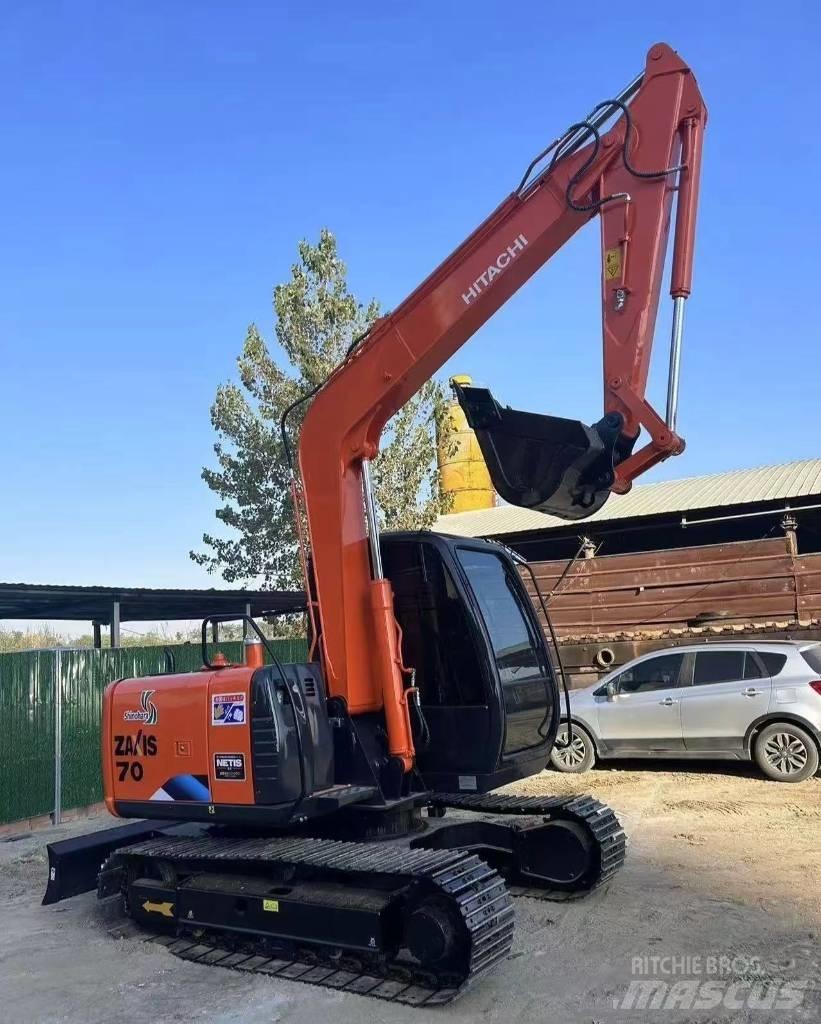 Hitachi 70 履带挖掘机
