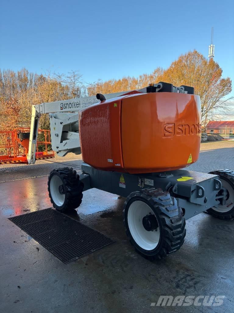 Snorkel A 62 J RT 曲臂高空工作平台