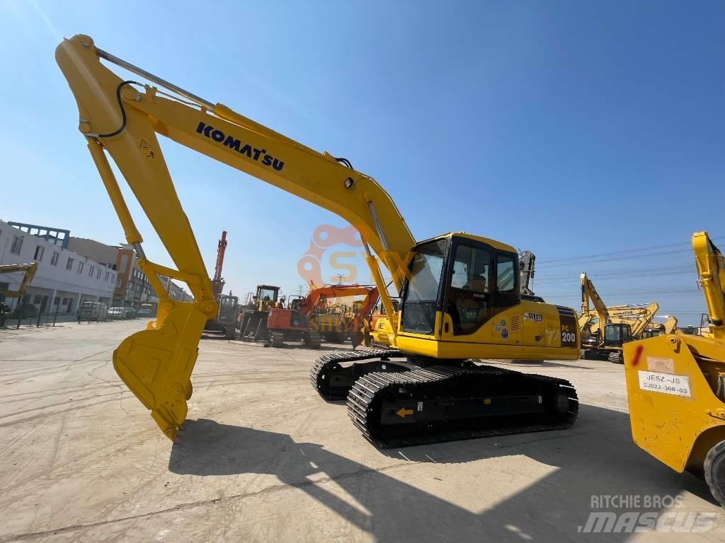 Komatsu PC 200 履带挖掘机