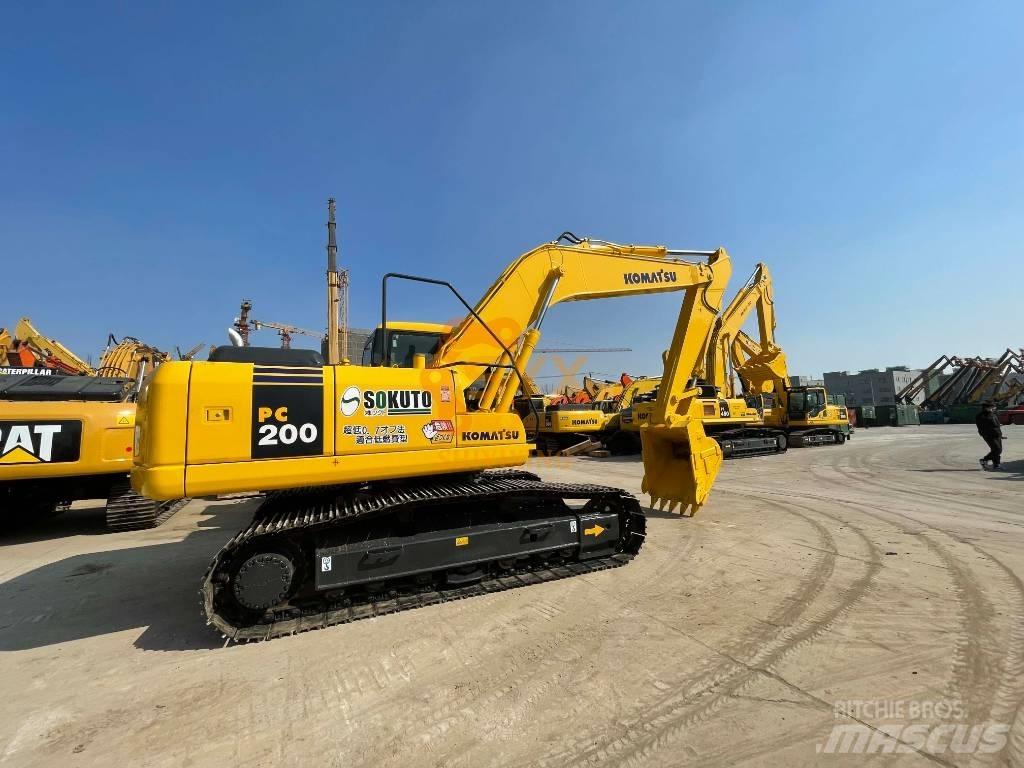 Komatsu PC 200 履带挖掘机