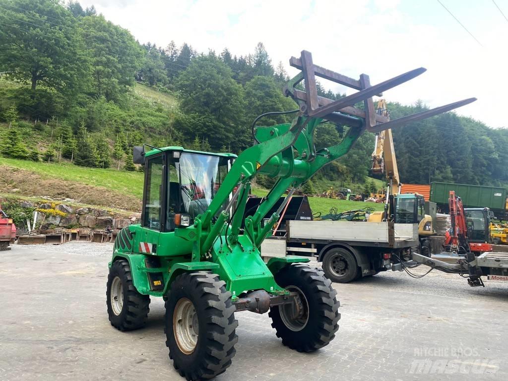 Volvo L 30 轮式装载机