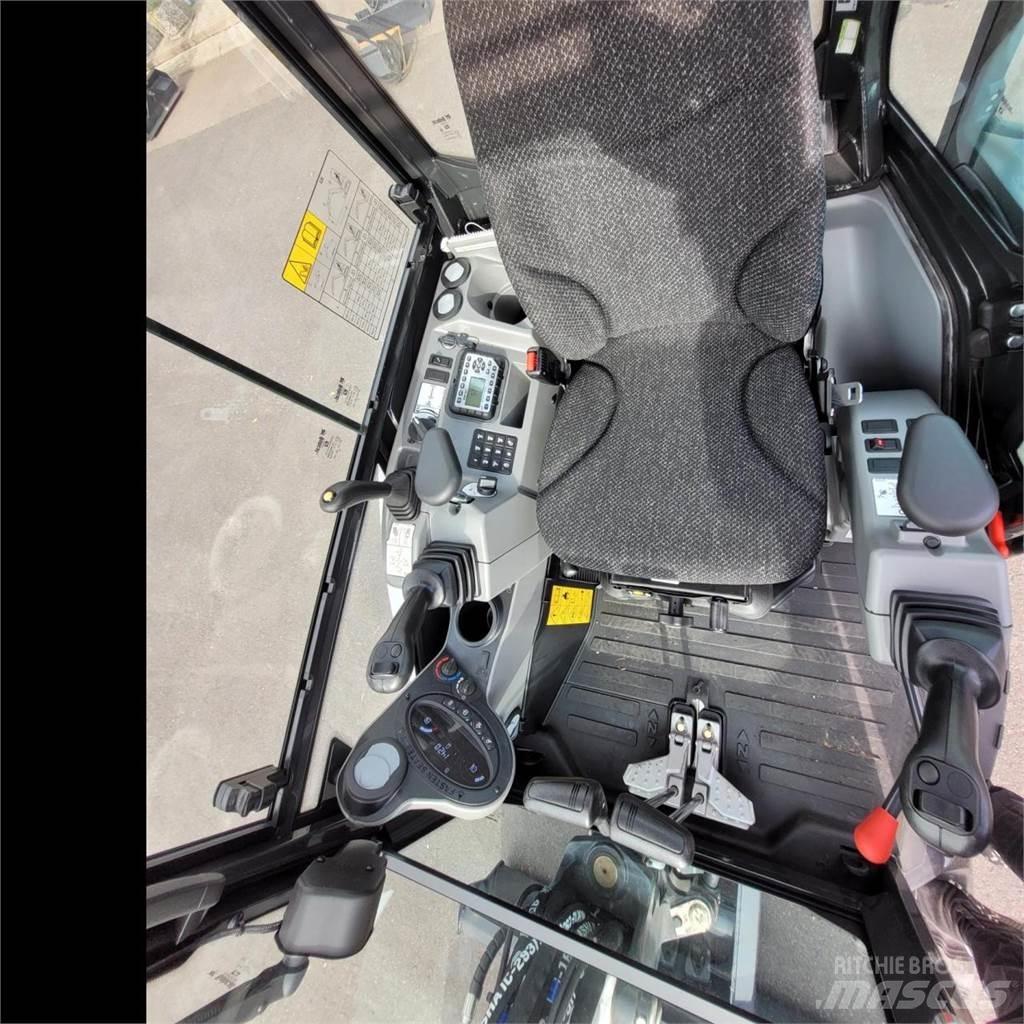 Bobcat E 26 小型挖掘机