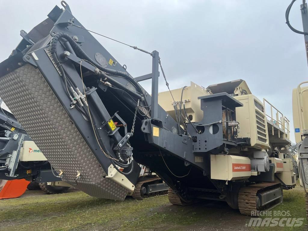 Metso LT 300 HP 移动式破碎机