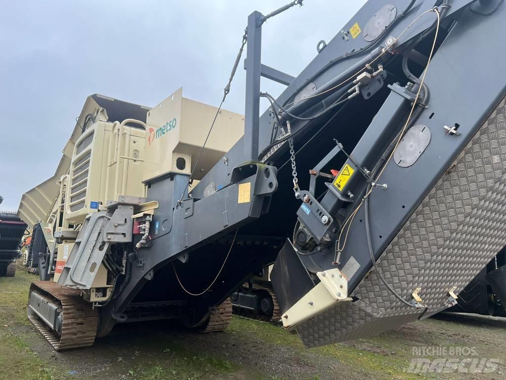 Metso LT 300 HP 移动式破碎机