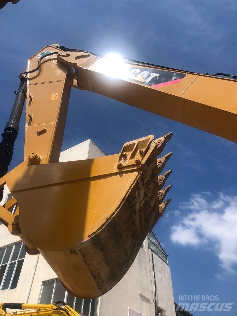 CAT 320 B L 履带挖掘机