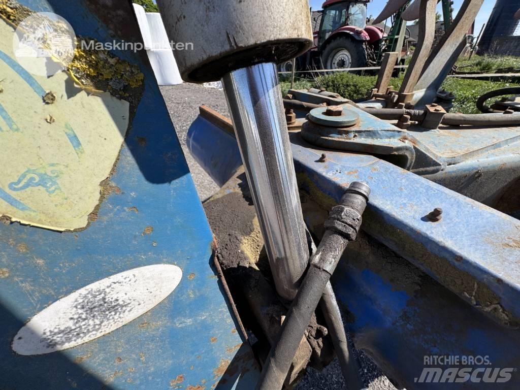 Överum CX 490 H 双向犁