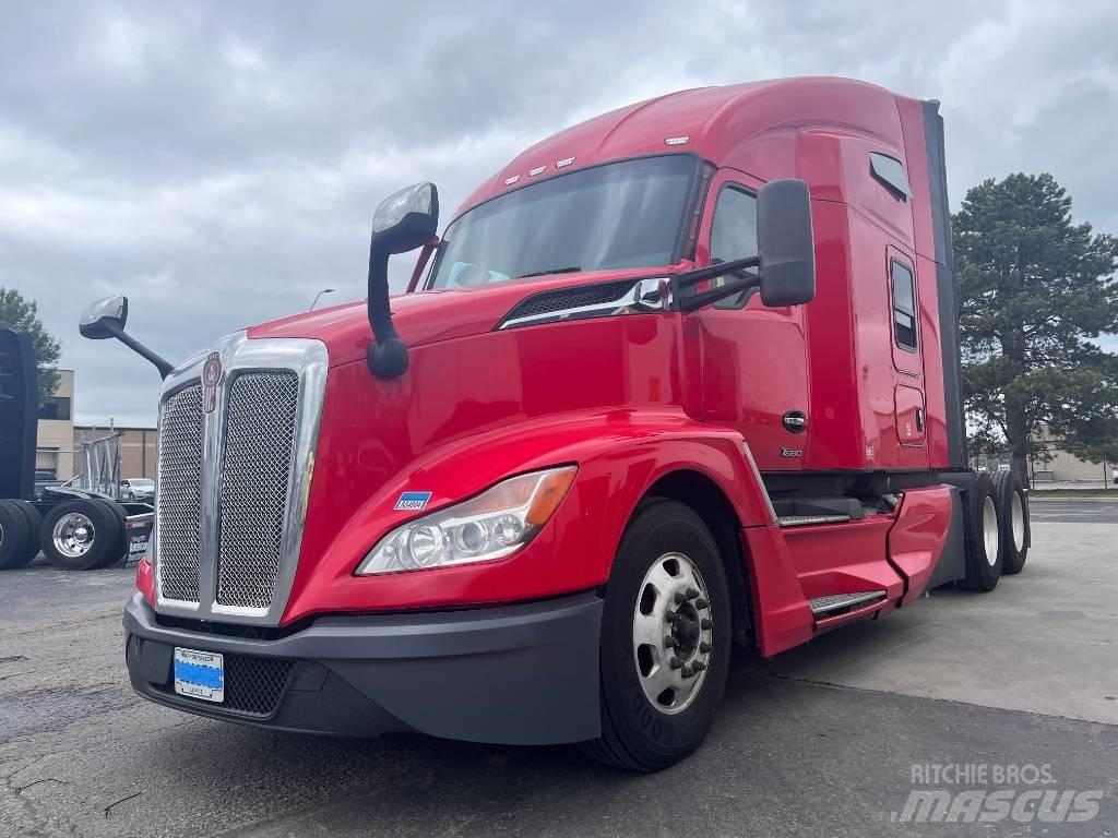 Kenworth T 680 牵引车