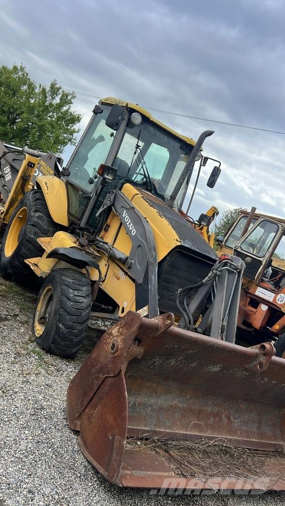 Volvo BL 61 吊杆和铲斗