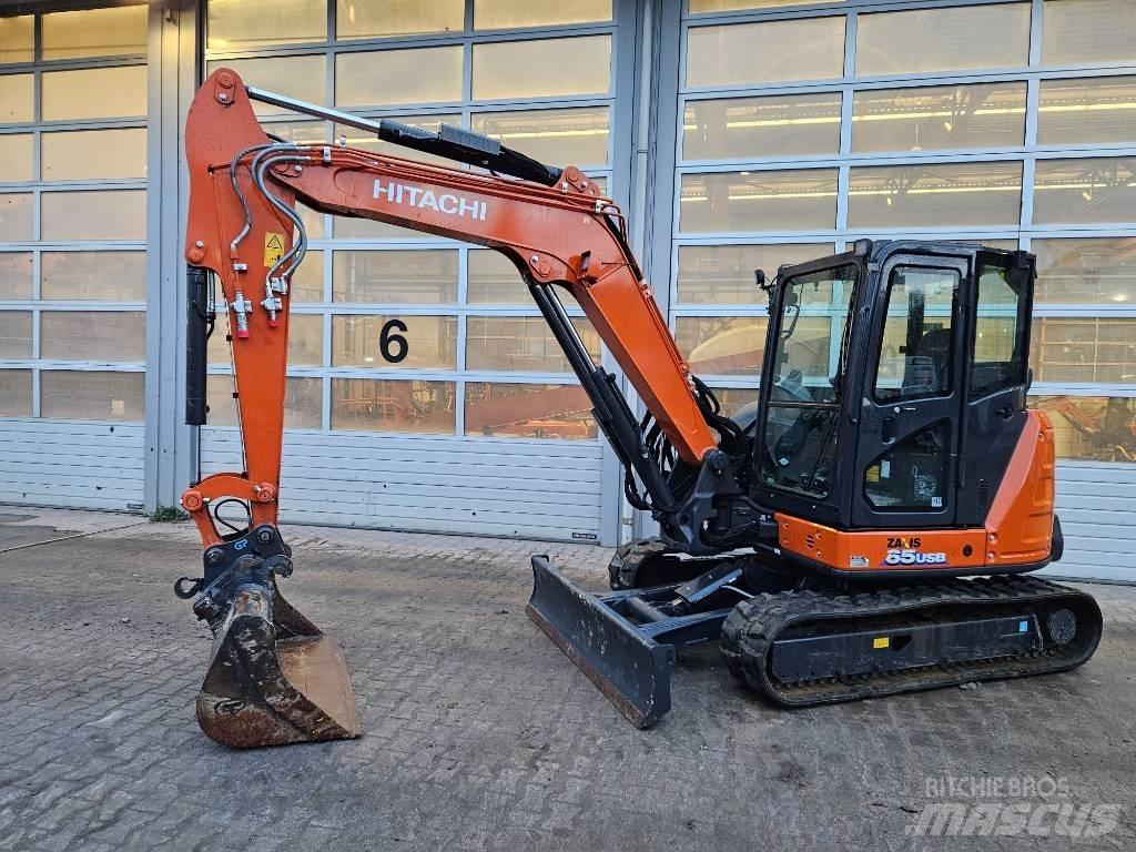 Hitachi ZX65USB-6 小型挖掘机