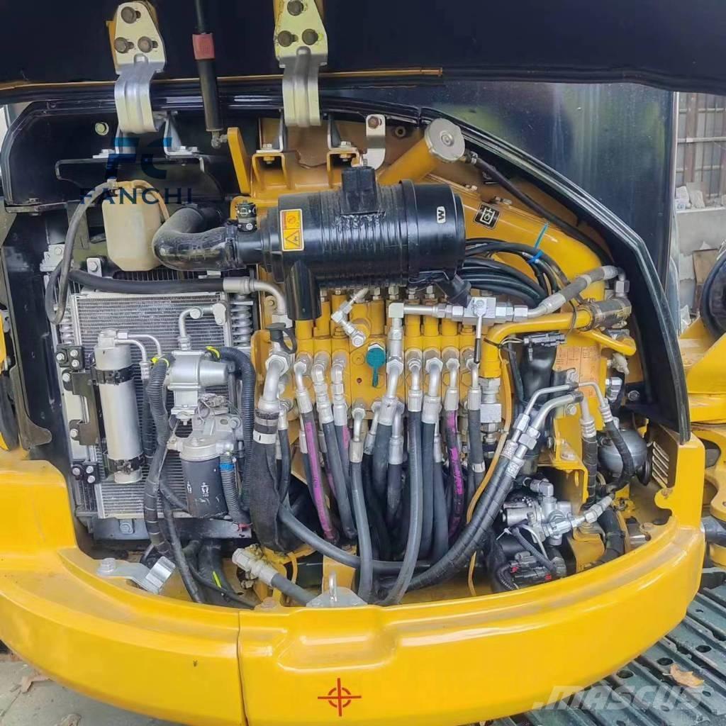 CAT 303.5 E CR 小型挖掘机