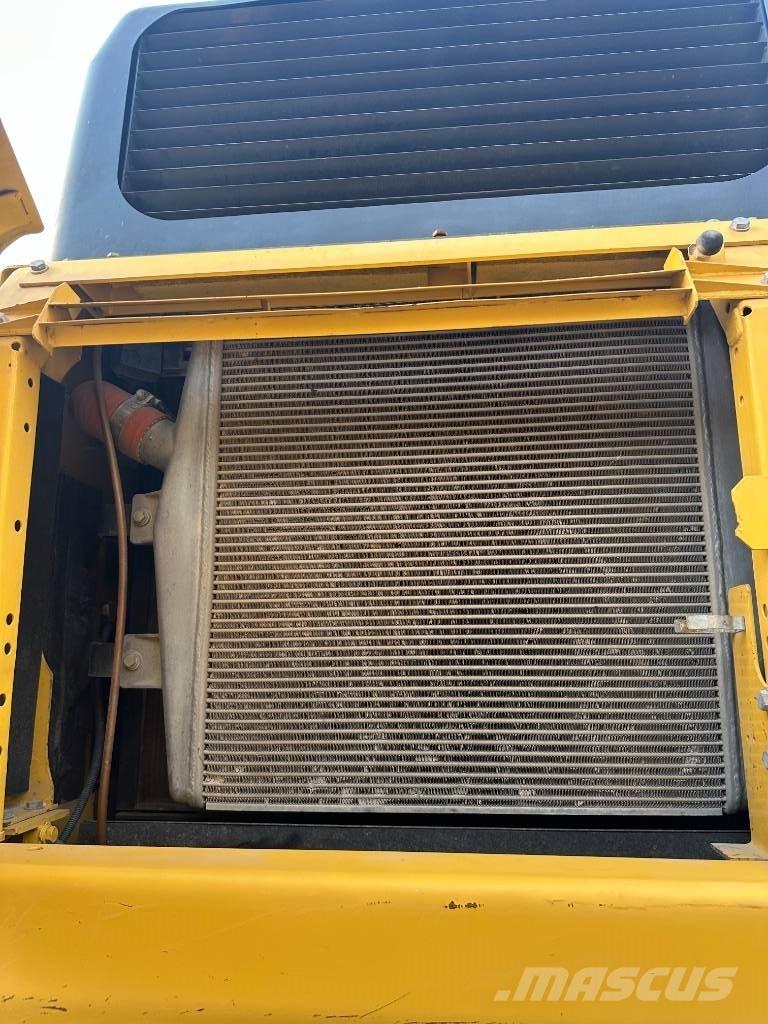 Komatsu PC 400-8 履带挖掘机