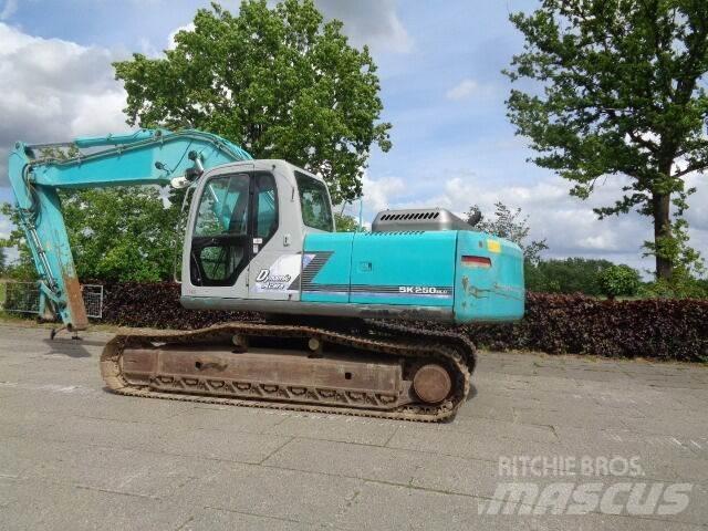 Kobelco SK250NLC 履带挖掘机