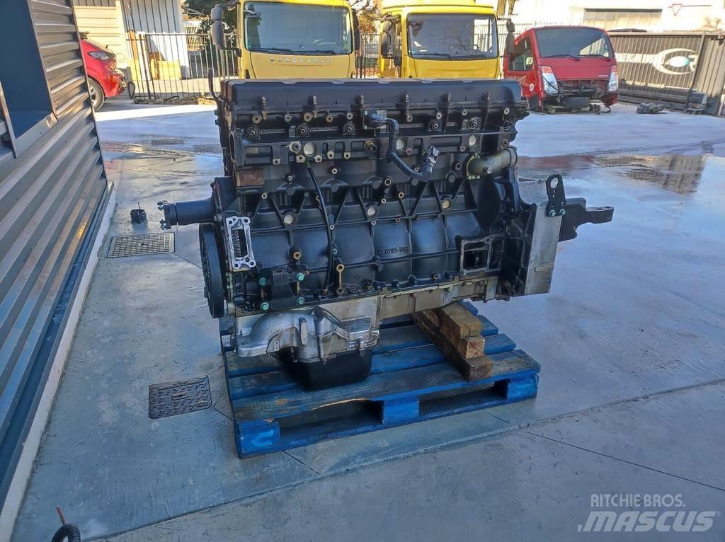 MAN D2676 540 hp 发动机