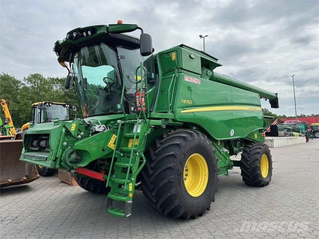 John Deere T 670 i 联合收割机