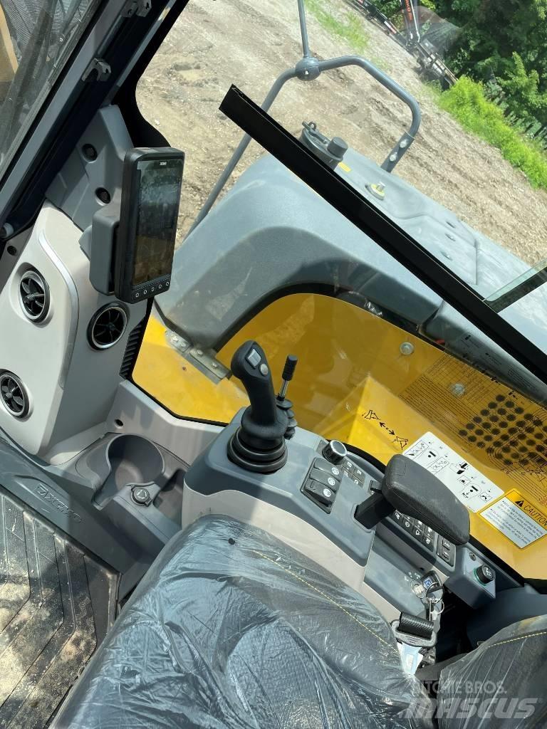 XCMG XE 80 U 小型挖掘机