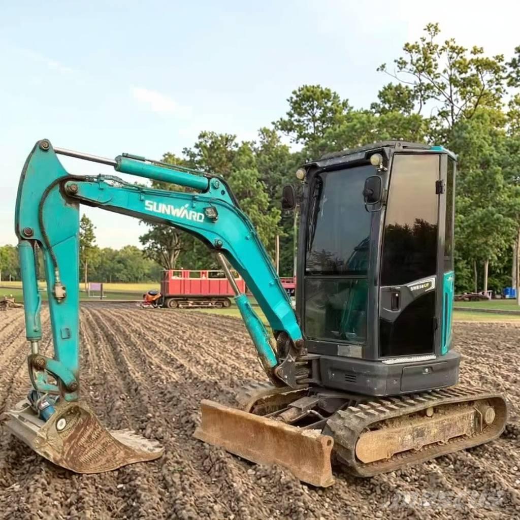 Sunward SWE 25 UF 小型挖掘机