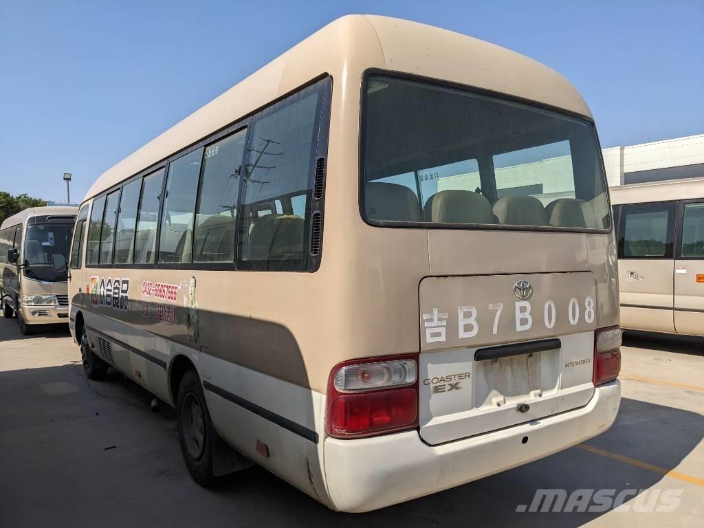Toyota Coaster Bus 迷你巴士