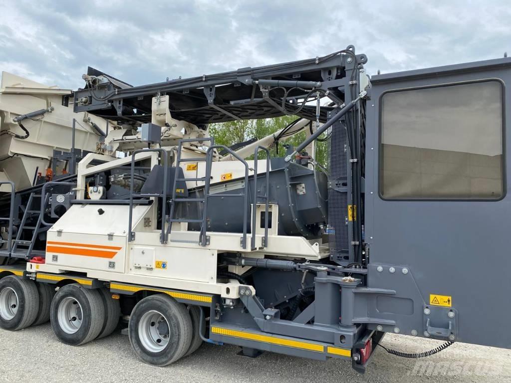 Wirtgen KMA220 沥青摊铺机