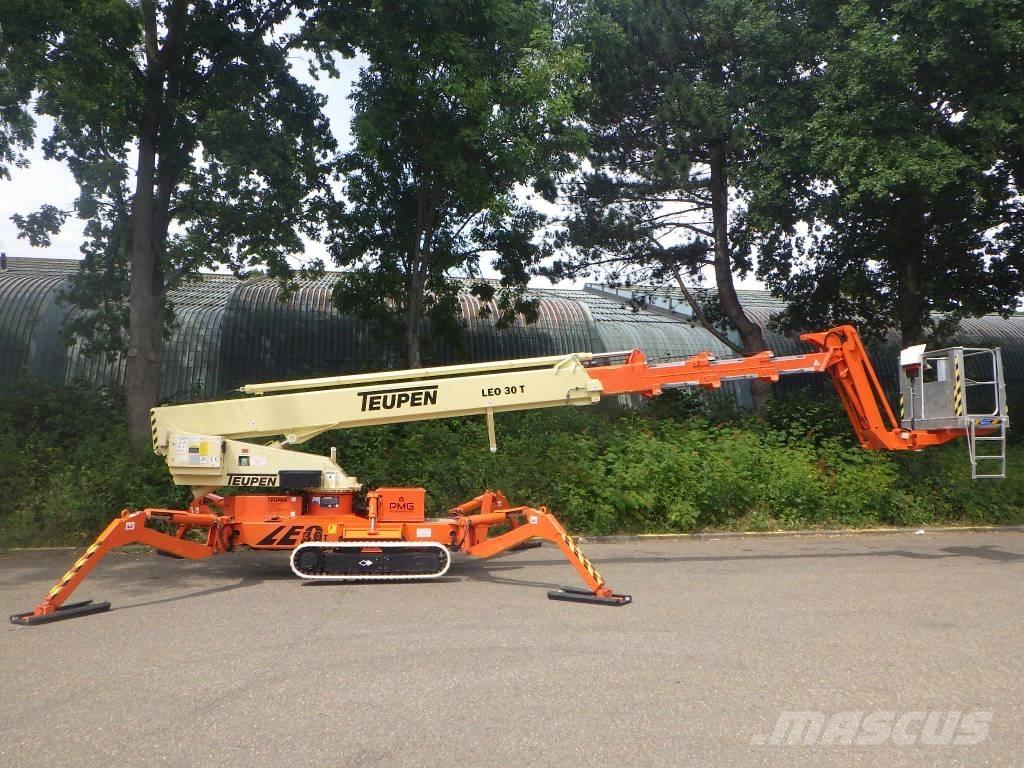 Teupen LEO30T 曲臂高空工作平台