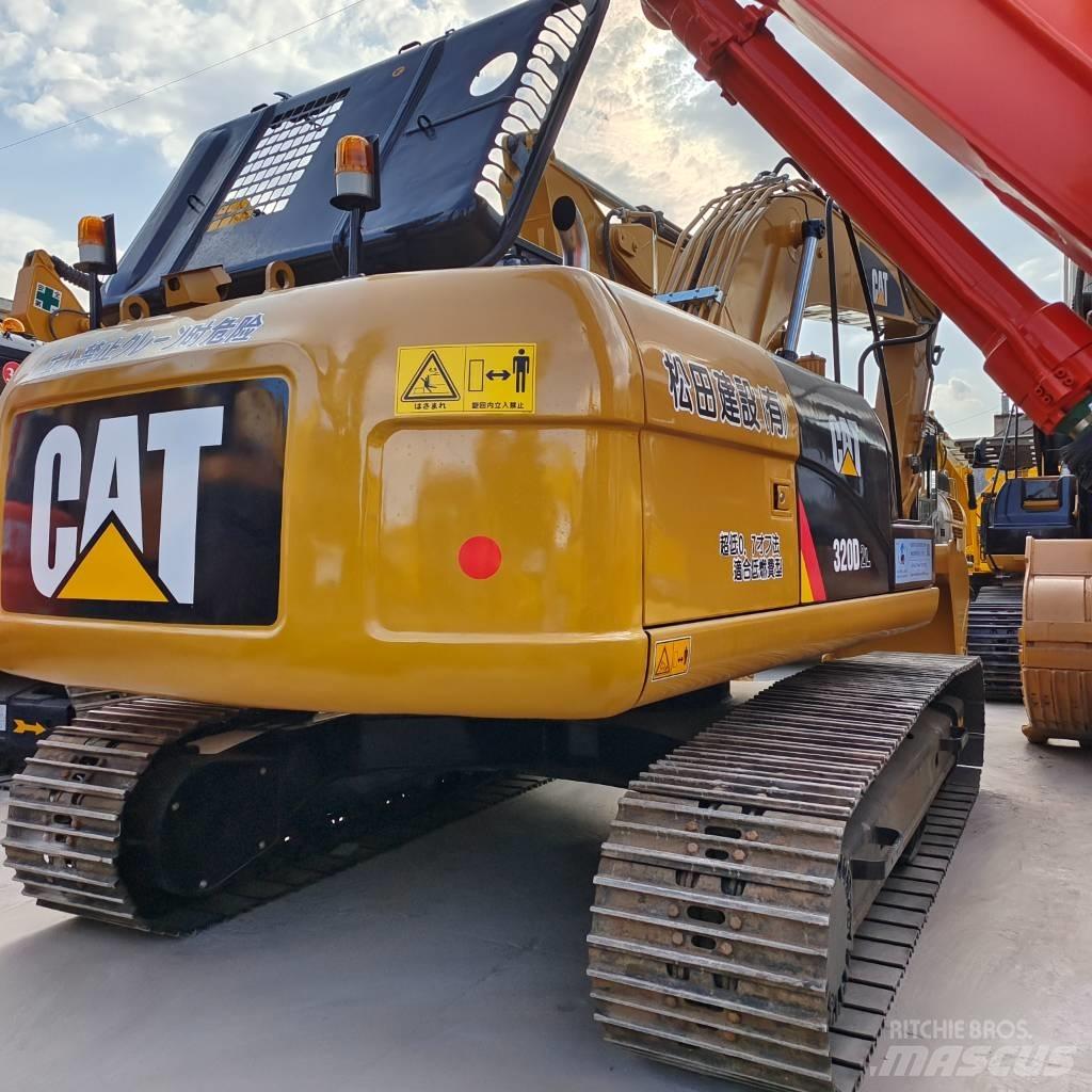 CAT 320 D 履带挖掘机