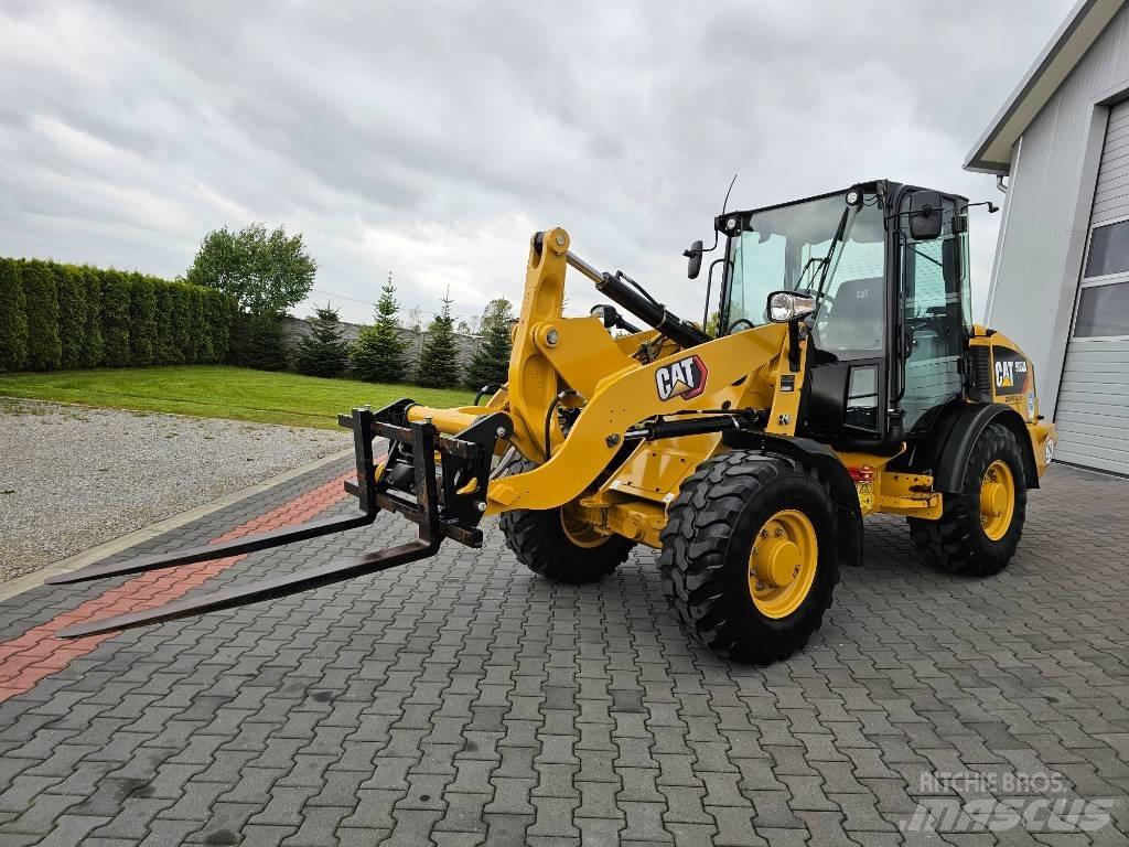 CAT 906 M 轮式装载机