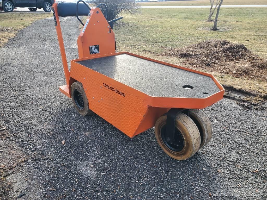 Taylor-Dunn SC100 搬运车