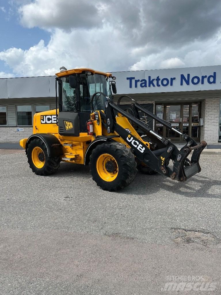 JCB 411 HT 6400 Tim 轮式装载机