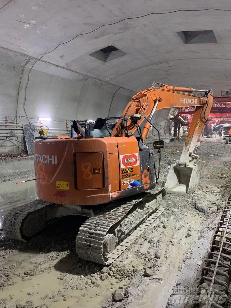 Hitachi ZX225US-5A 建筑机械-其他