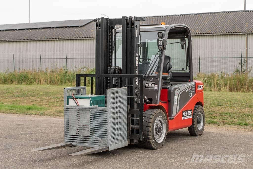 Manitou ME 450 电动叉车