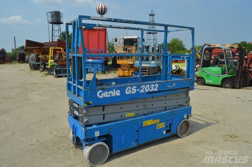 Genie GS 2032 剪叉式升降机