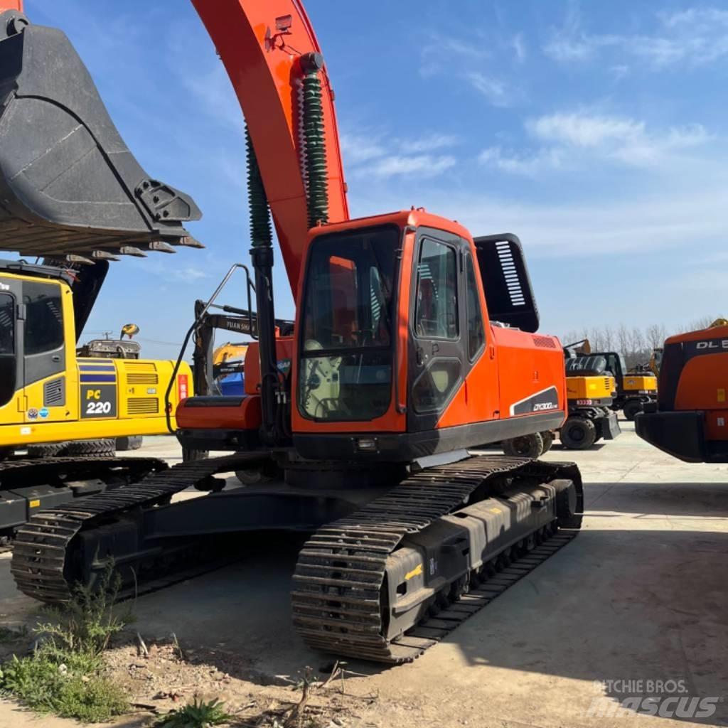 Doosan DX 300 履带挖掘机