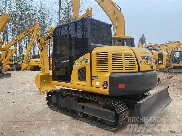 Komatsu PC 60 小型挖掘机