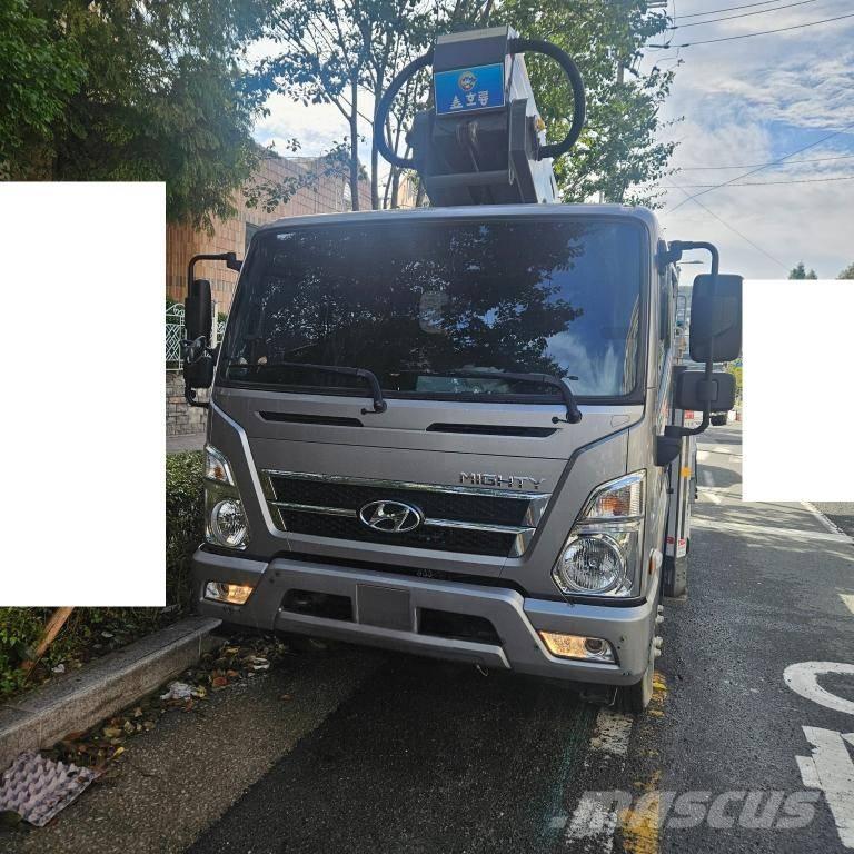 Horyong SKY320 车载式高空作业车