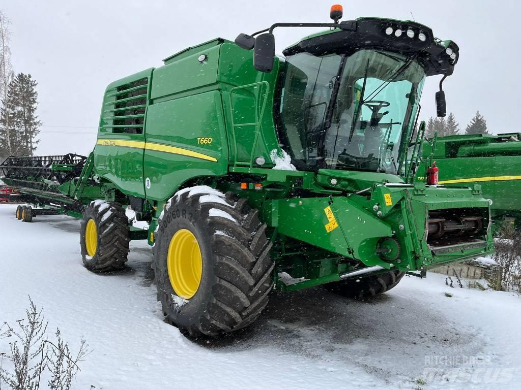 John Deere T 660 联合收割机