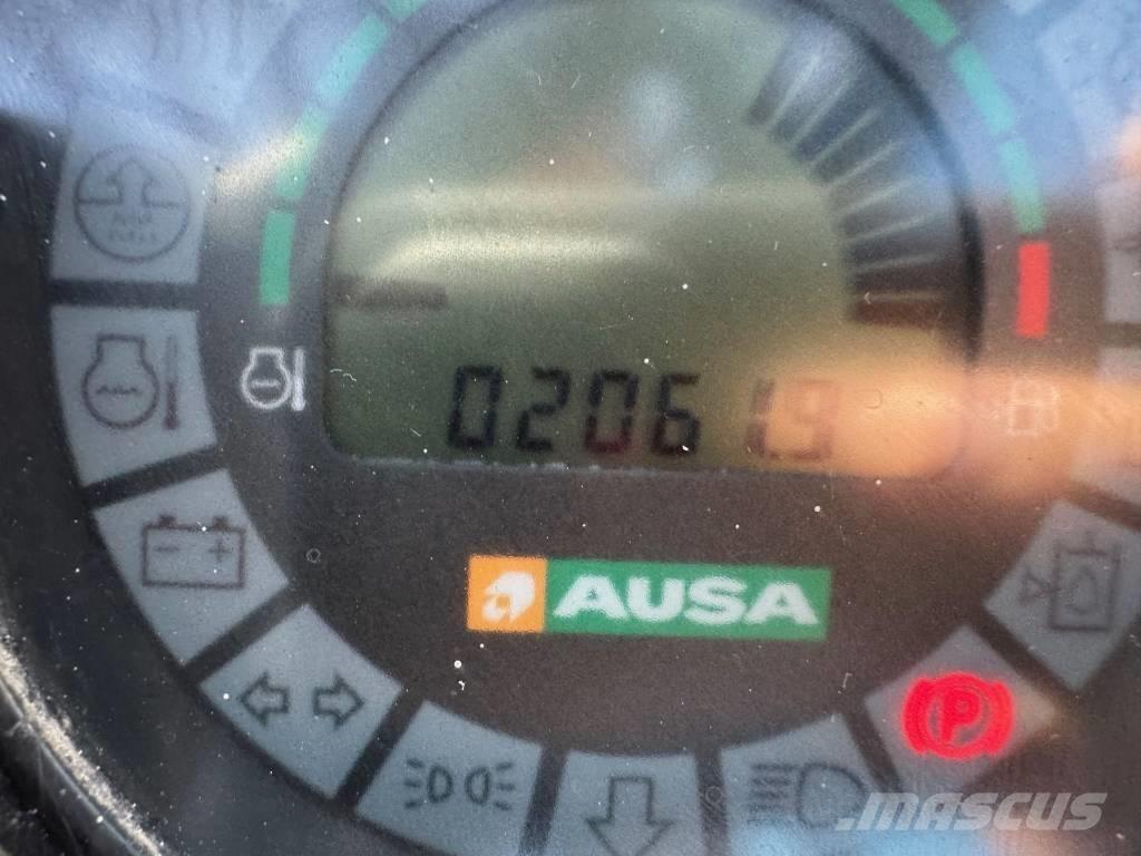 Ausa C 400 H 越野叉车|叉装车