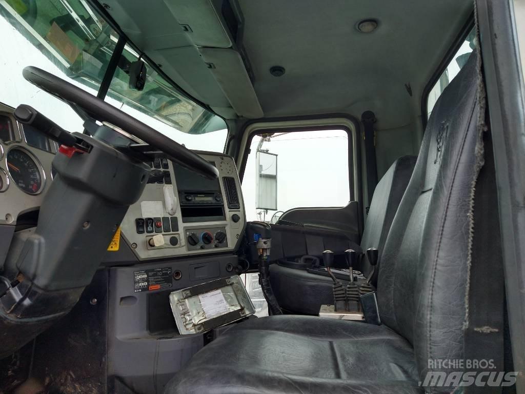 Mack GU713 垃圾车