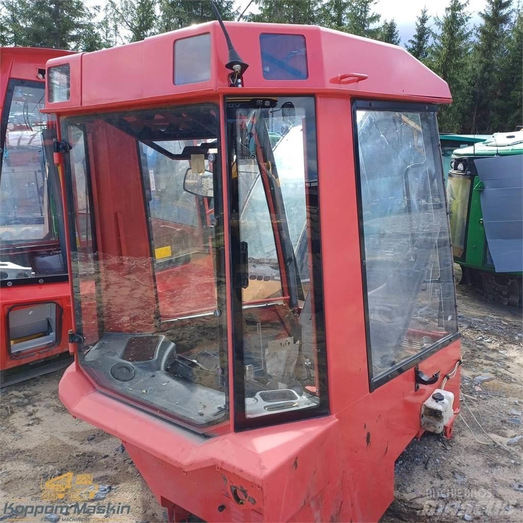 Valmet 941 驾驶室与内部