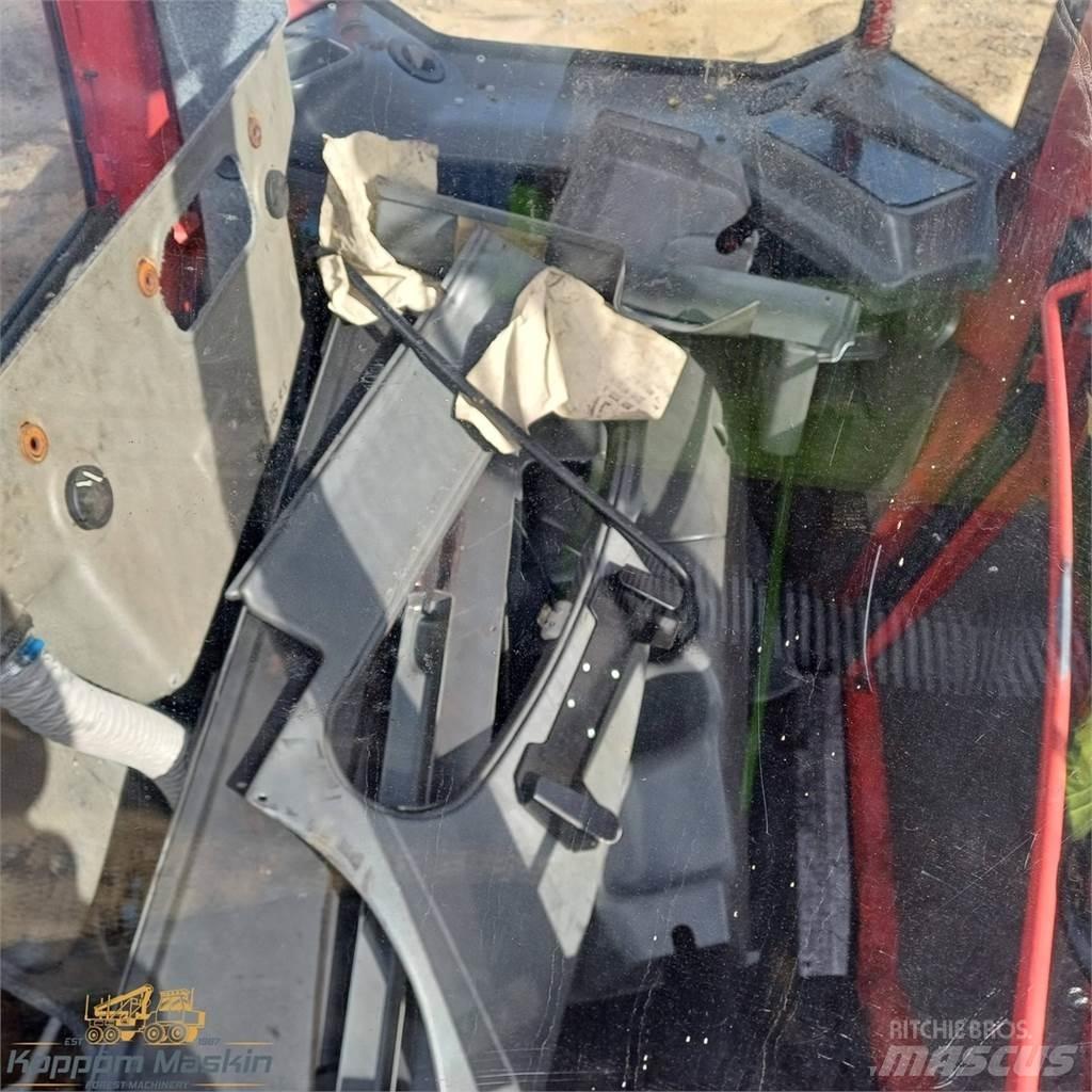 Valmet 941 驾驶室与内部