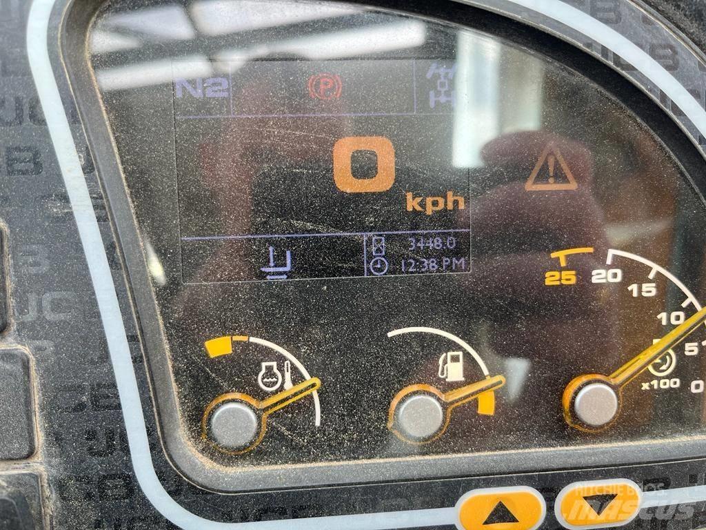 JCB 540-140 伸缩臂叉装车|叉装车