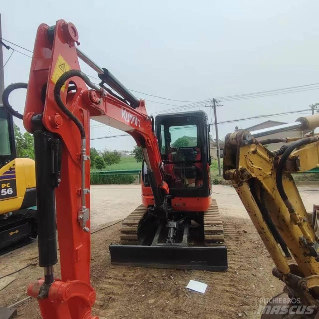 Kubota U 35 小型挖掘机