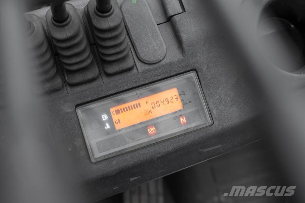 Manitou MI 30 D 柴油叉车