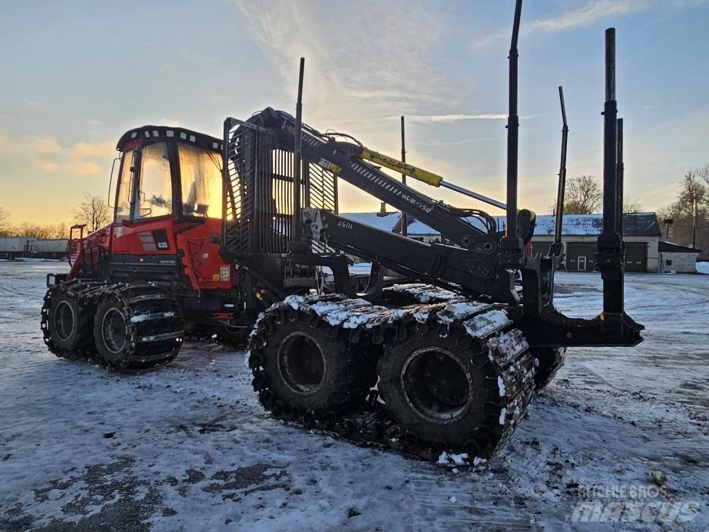 Komatsu 835 集运机