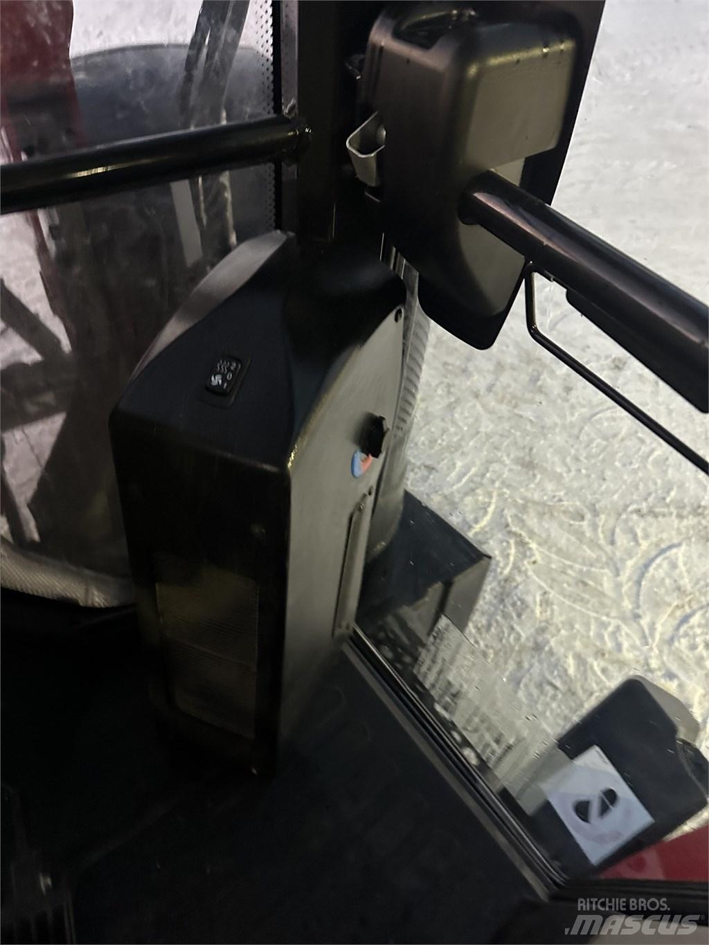 Massey Ferguson 7718 拖拉机/农用车