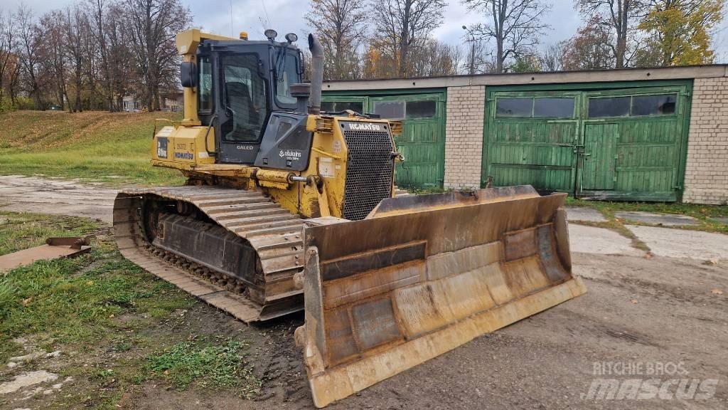 Komatsu D 61 PX-15 履带式推土机
