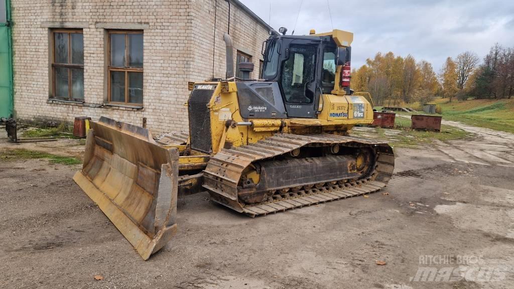 Komatsu D 61 PX-15 履带式推土机