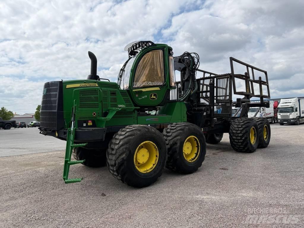 John Deere 1910G 集运机