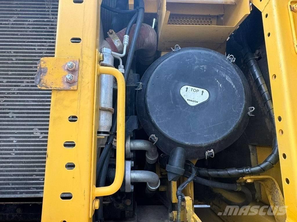 Komatsu PC 400-8 履带挖掘机