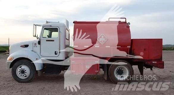Peterbilt 335 建筑机械-其他