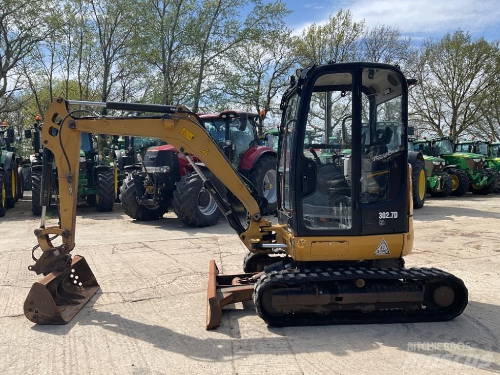 CAT 302.7 D CR 小型挖掘机