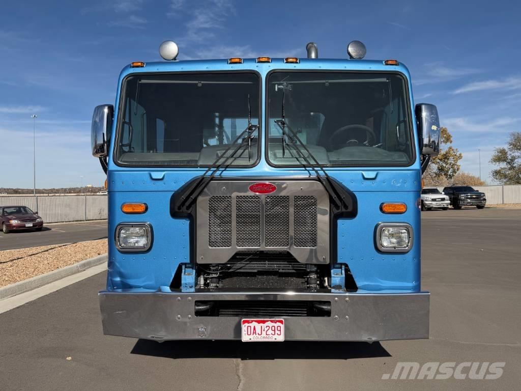 Peterbilt 320 可拆卸式卡车